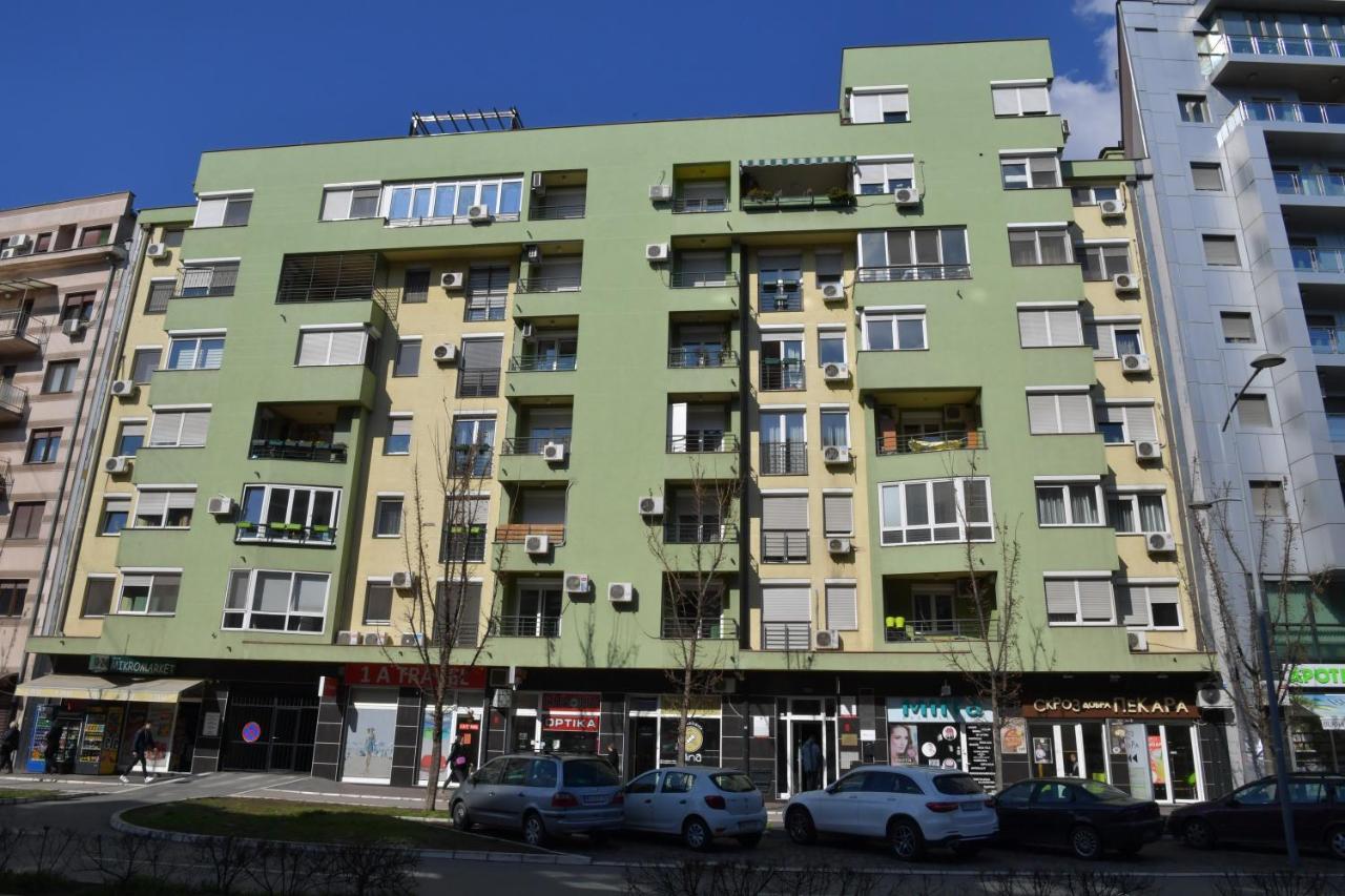 Ferienwohnung Mina Penthouse Novi Sad Exterior foto